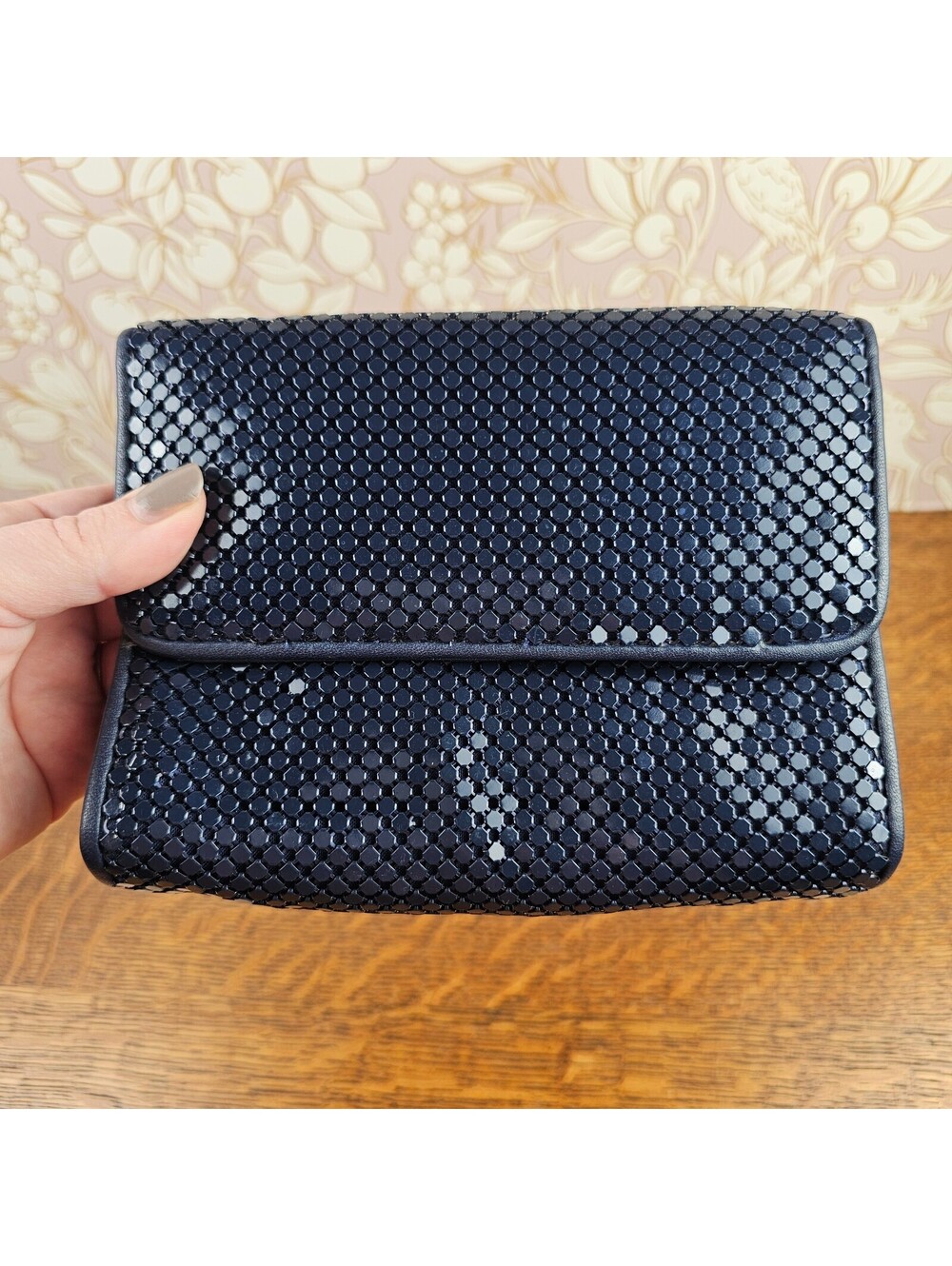 Vintage Whiting & Davis Navy Blue Metal Mesh Purse Gold Chain Shoulder Bag - Picture 7 of 15